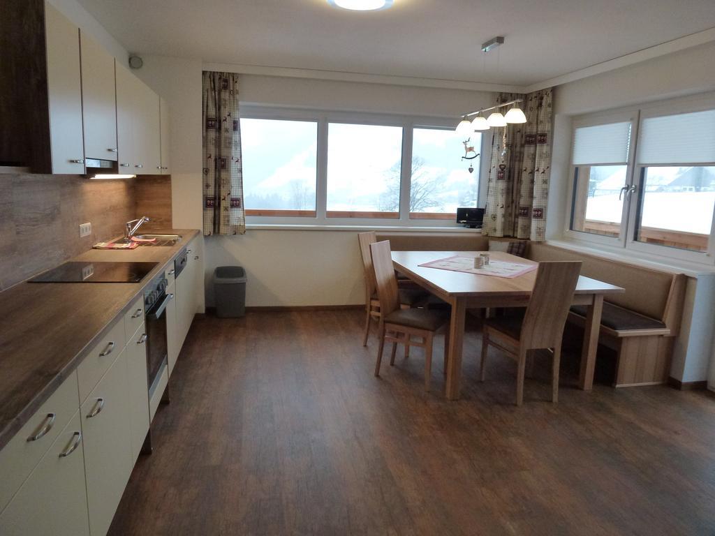 Ferienhaus u. Appartement Knauss Schladming Exterior foto